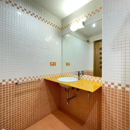 Piso Centro De 2 Apartamento